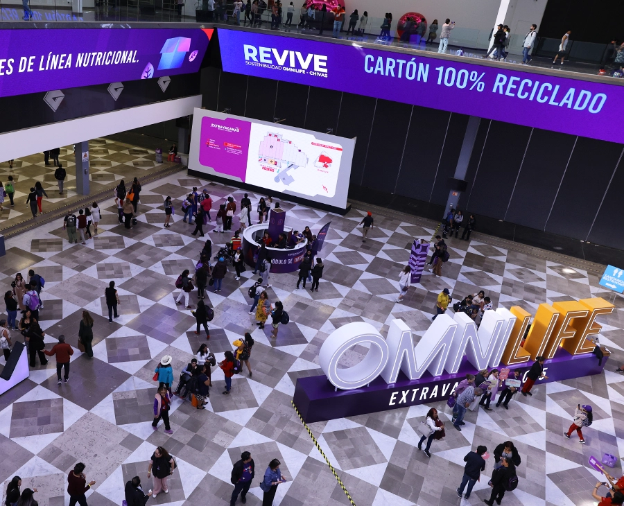 REVIVE en evento EXTRAVAGANAS de OMNILIFE
